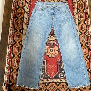 Levi's Light Blue Straight Leg Women's or Men’s Jeans 30x30